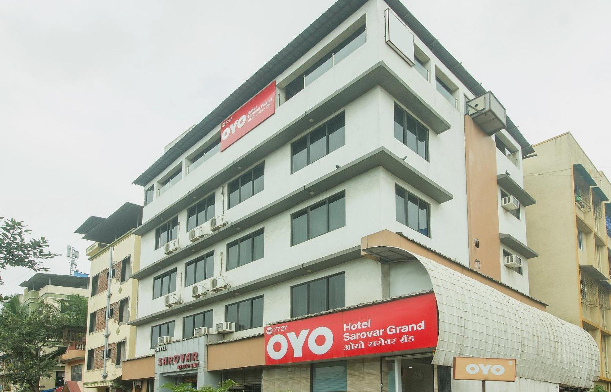 Oyo Hotel Sarovar Grand Kalamboli Exterior photo